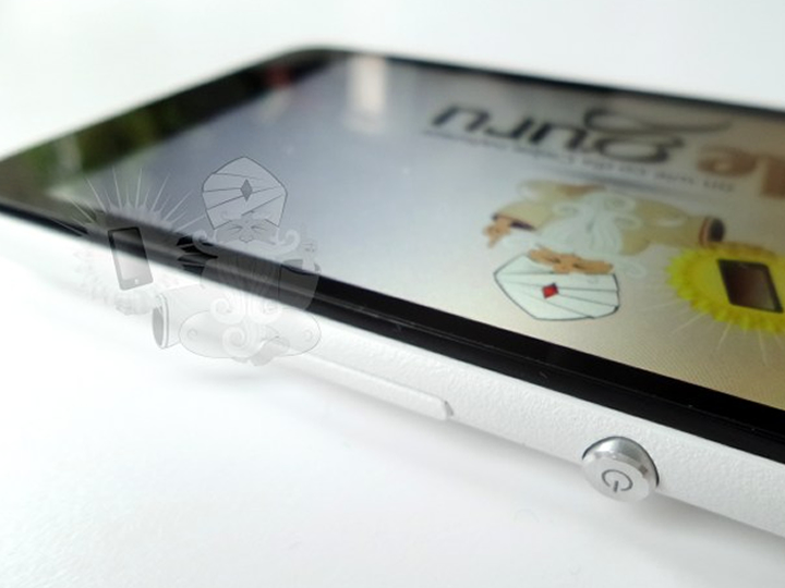 Primeiras imagens do Xperia E4 revelam design do aparelho.